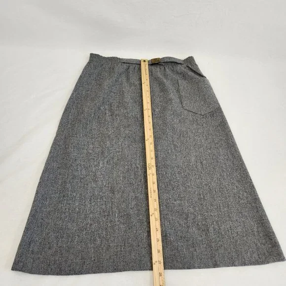 Vintage SUMMIT SPORTWEAR Minimalist Academia Wool Blend Gray Midi Skirt Size 10. - Picture 13 of 16